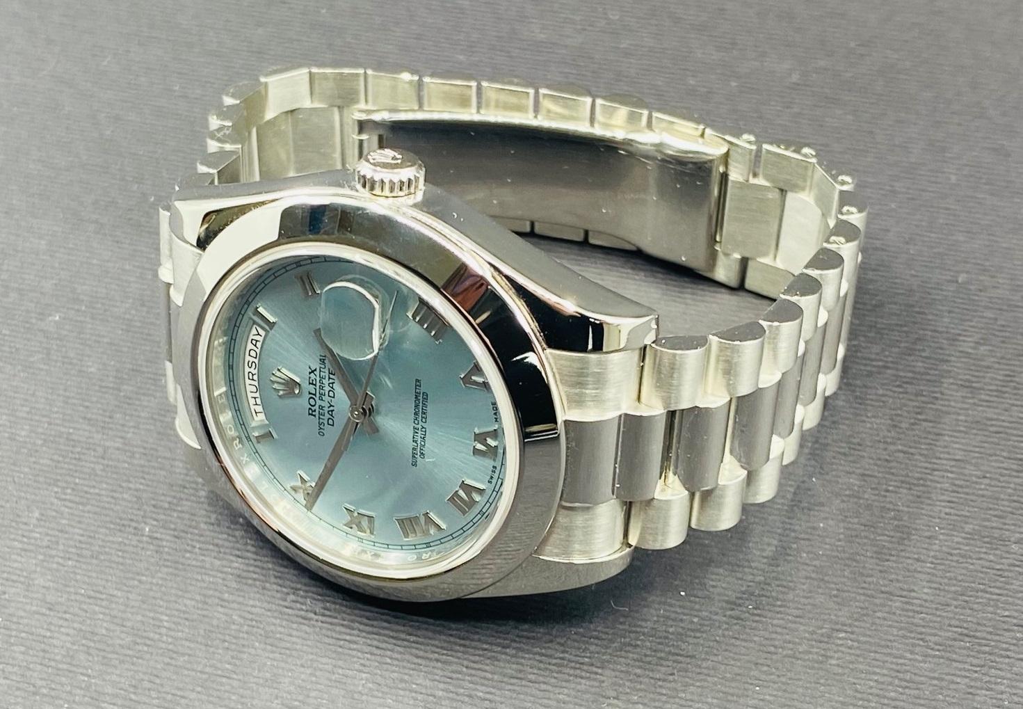 Day-Date II Platinum Ice Blue Roman Numerals - 218206