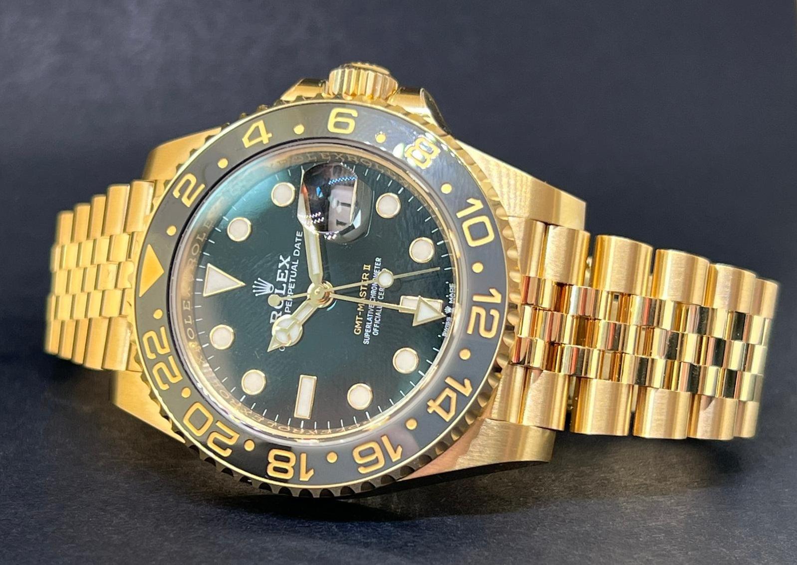 GMT-Master II Yellow Gold Jubilee Black Dial - 126718GRNR