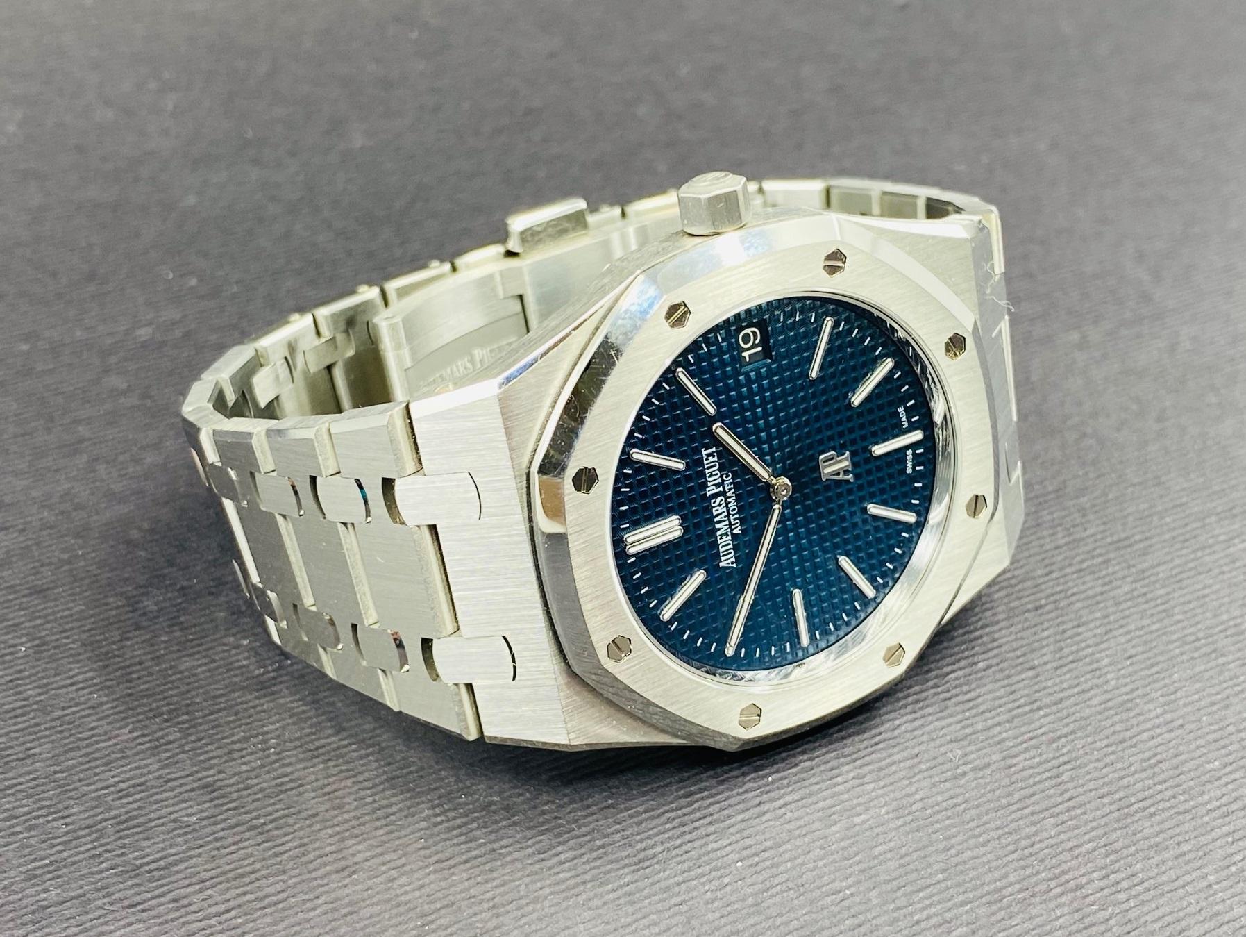 Royal Oak Extra-Thin Steel Blue Dial - 15202ST.OO.1240ST.01