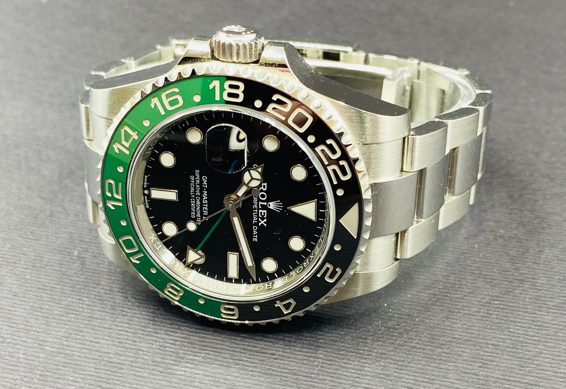 GMT Master II Black Dial Stainless Steel - 126720VTNR