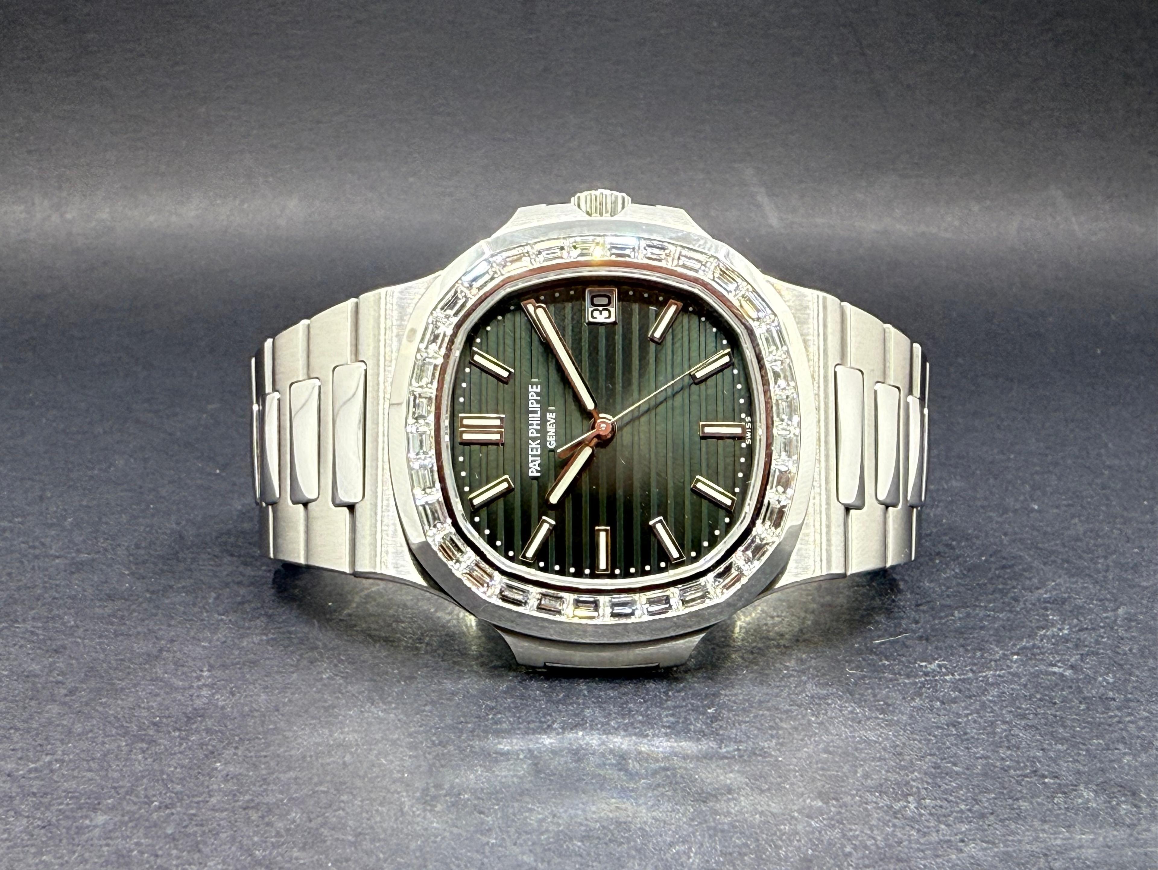 Nautilus Baguette Diamonds Steel Green Dial - 5711/1300A-001