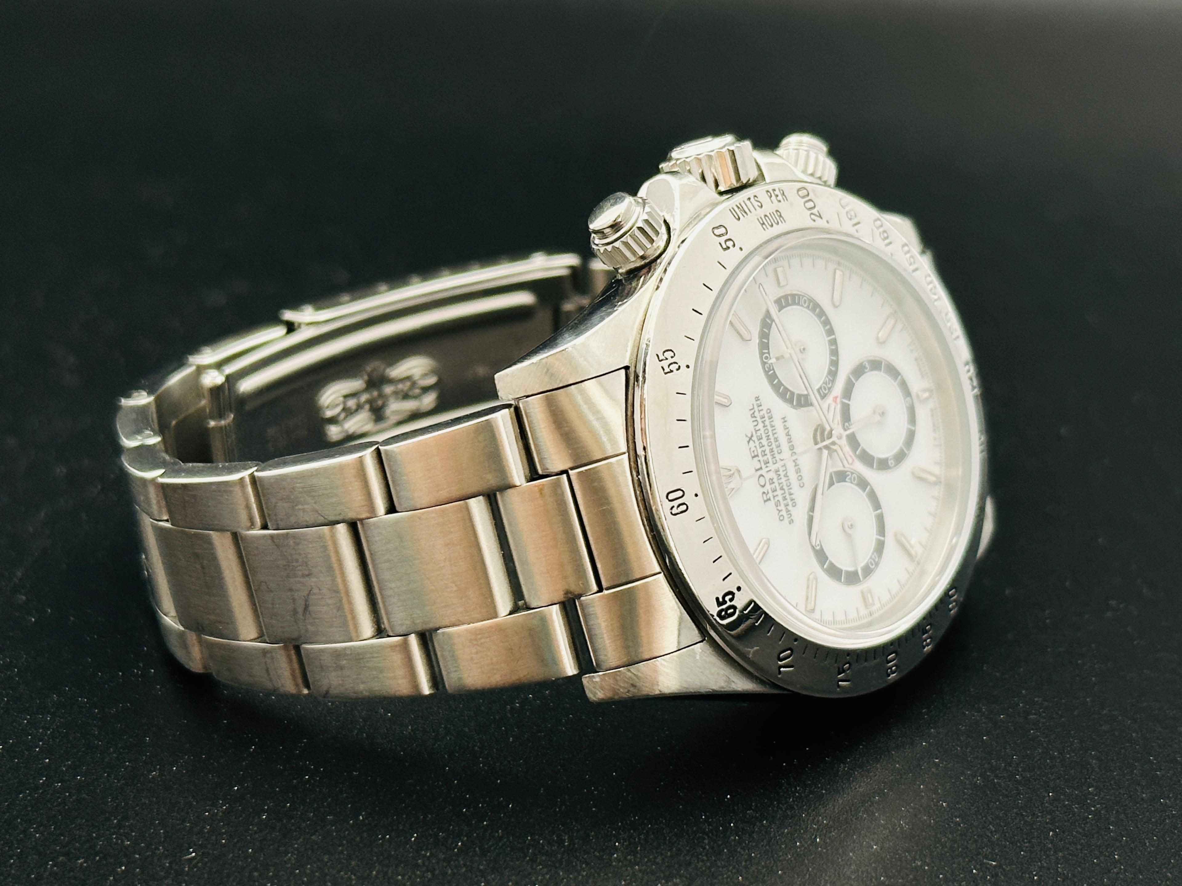 Oyster Perpetual Cosmograph Daytona Porcelain Dial Steel - 16520