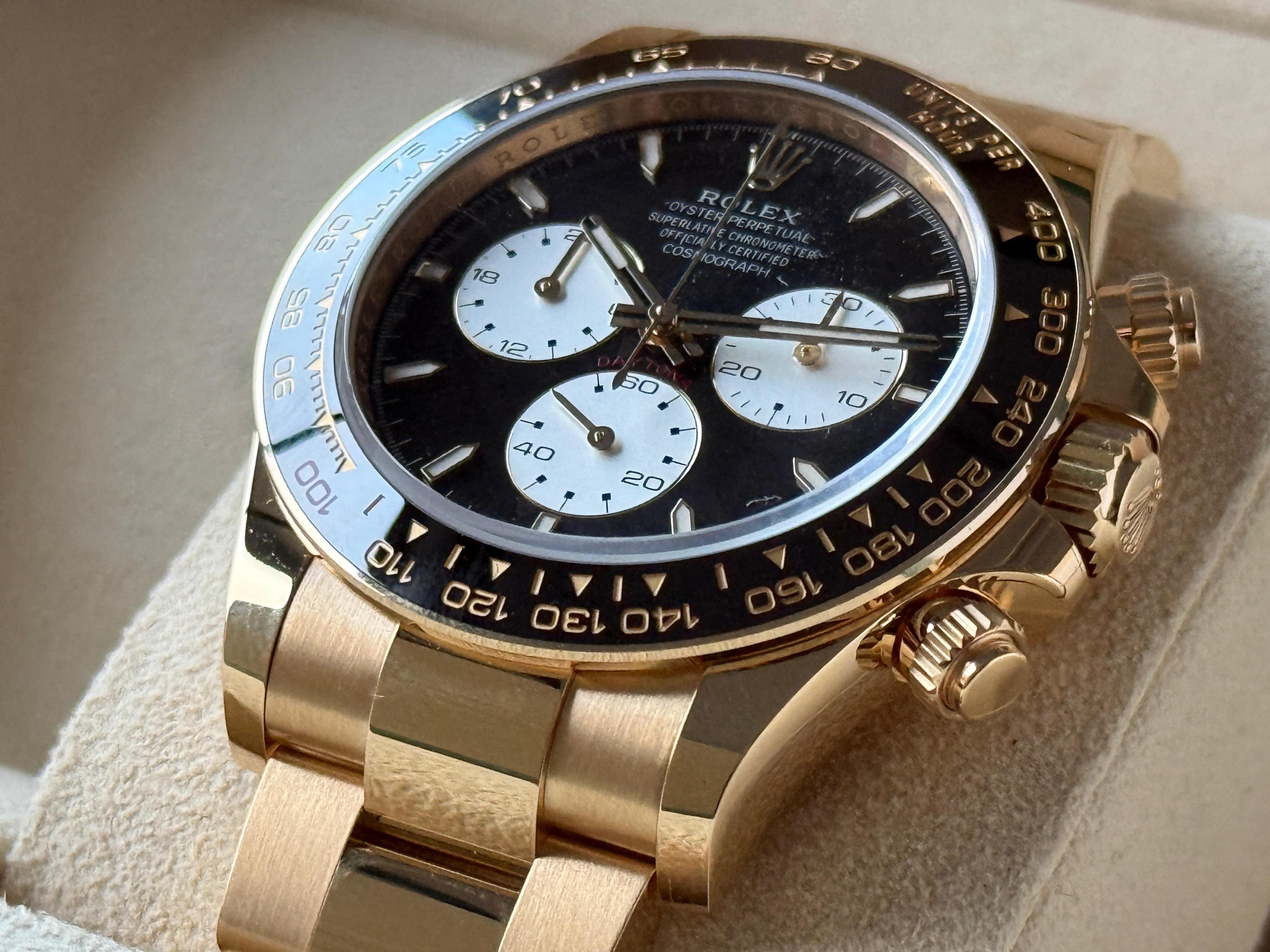 Cosmograph Daytona 100th Anniversary 24H Hours of Le Mans Yellow Gold - 126528LN