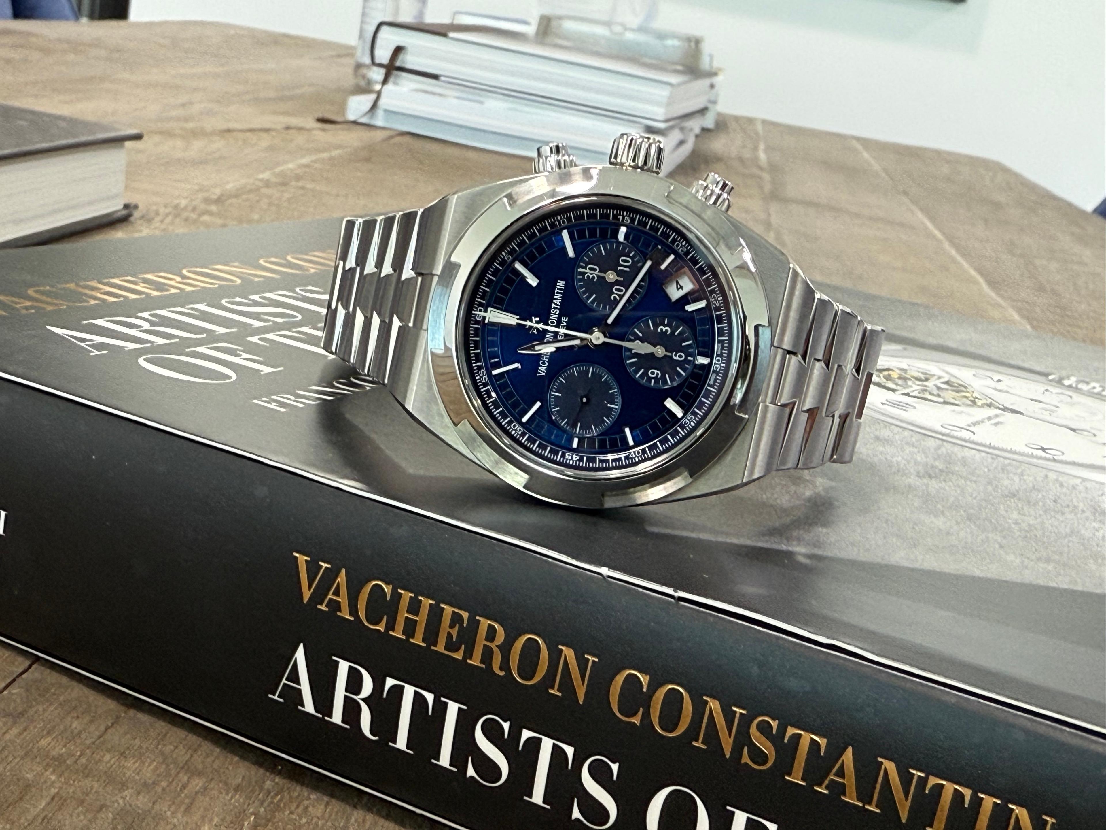  Overseas Chronograph Steel Blue Dial - 5500V/110A-B148