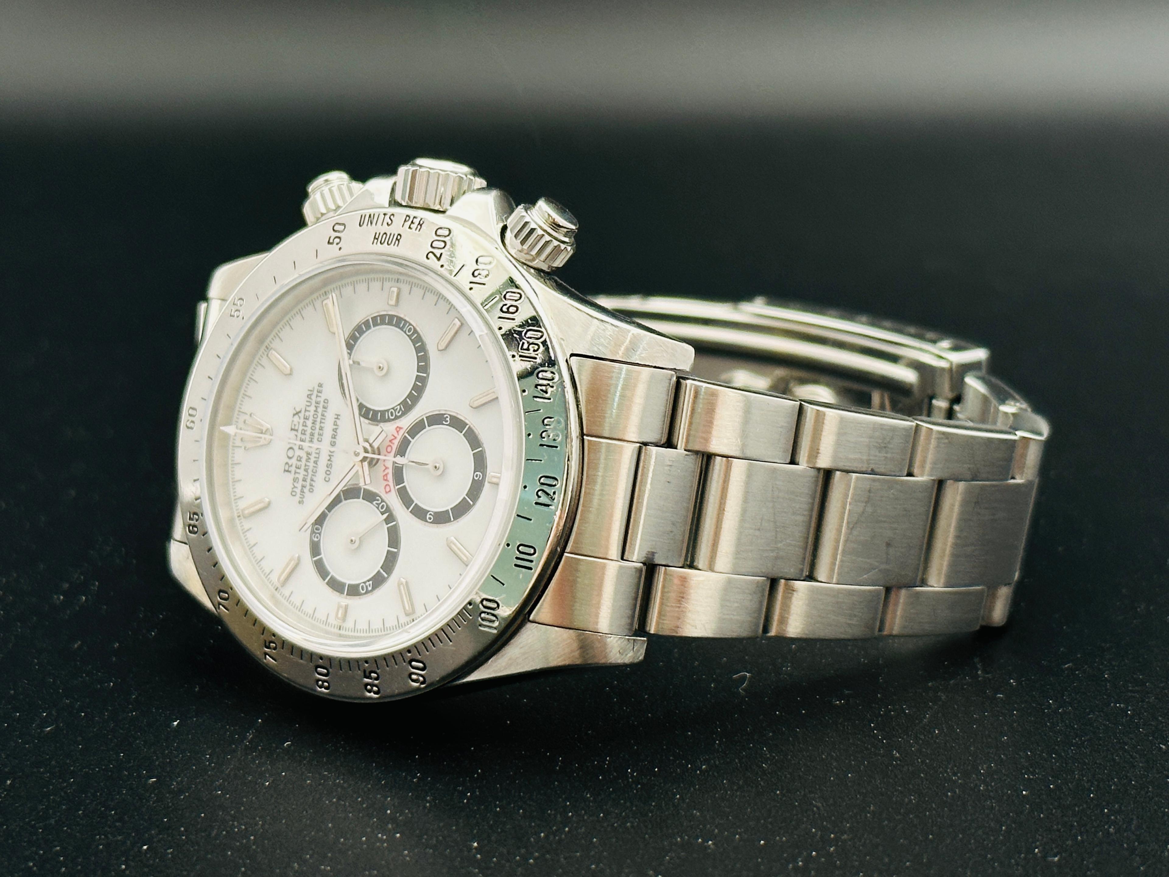 Oyster Perpetual Cosmograph Daytona Porcelain Dial Steel - 16520